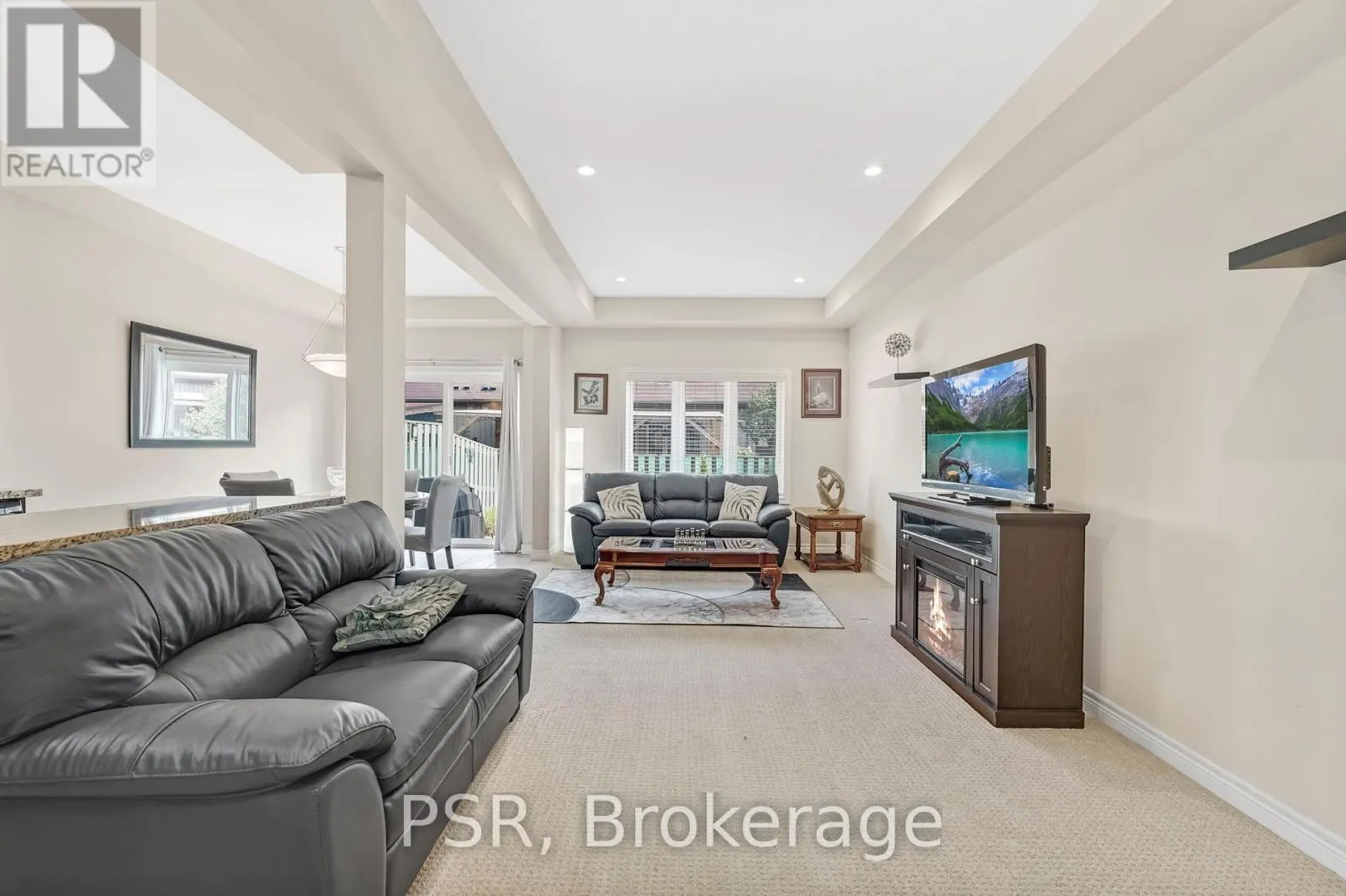 4 - 310 FALL FAIR WAY