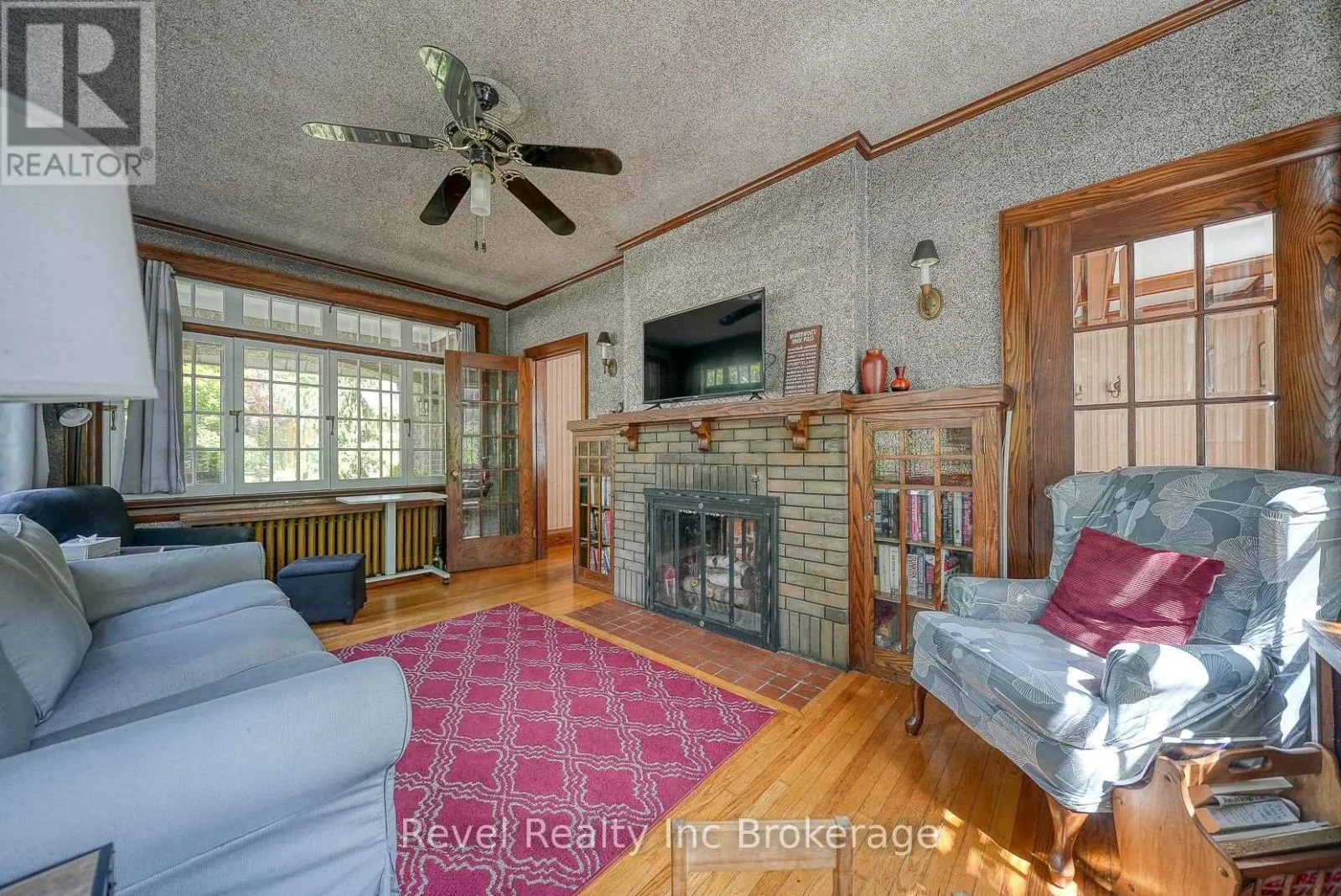 140 VANSITTART AVENUE