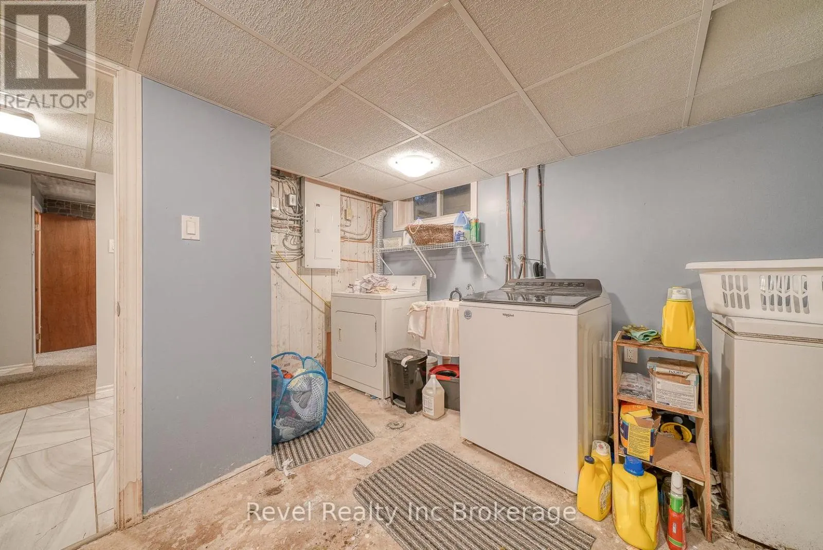 140 VANSITTART AVENUE