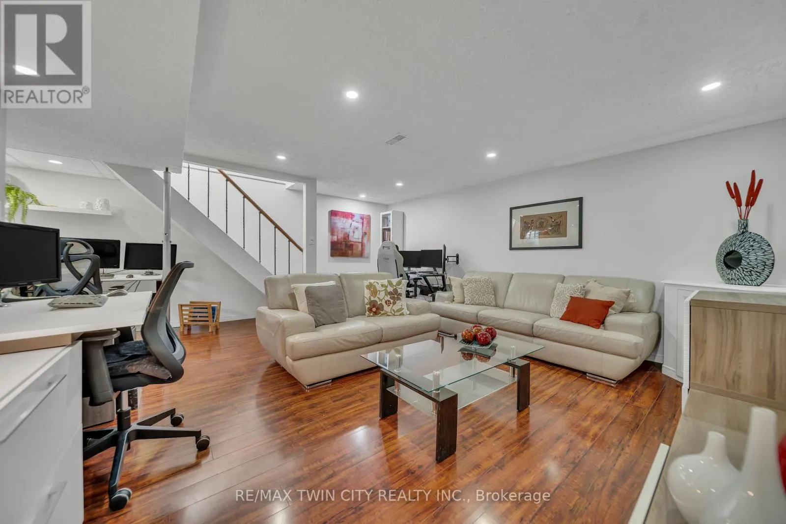 477 STRASBURG ROAD