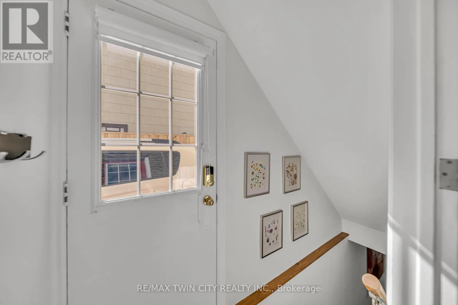 477 STRASBURG ROAD