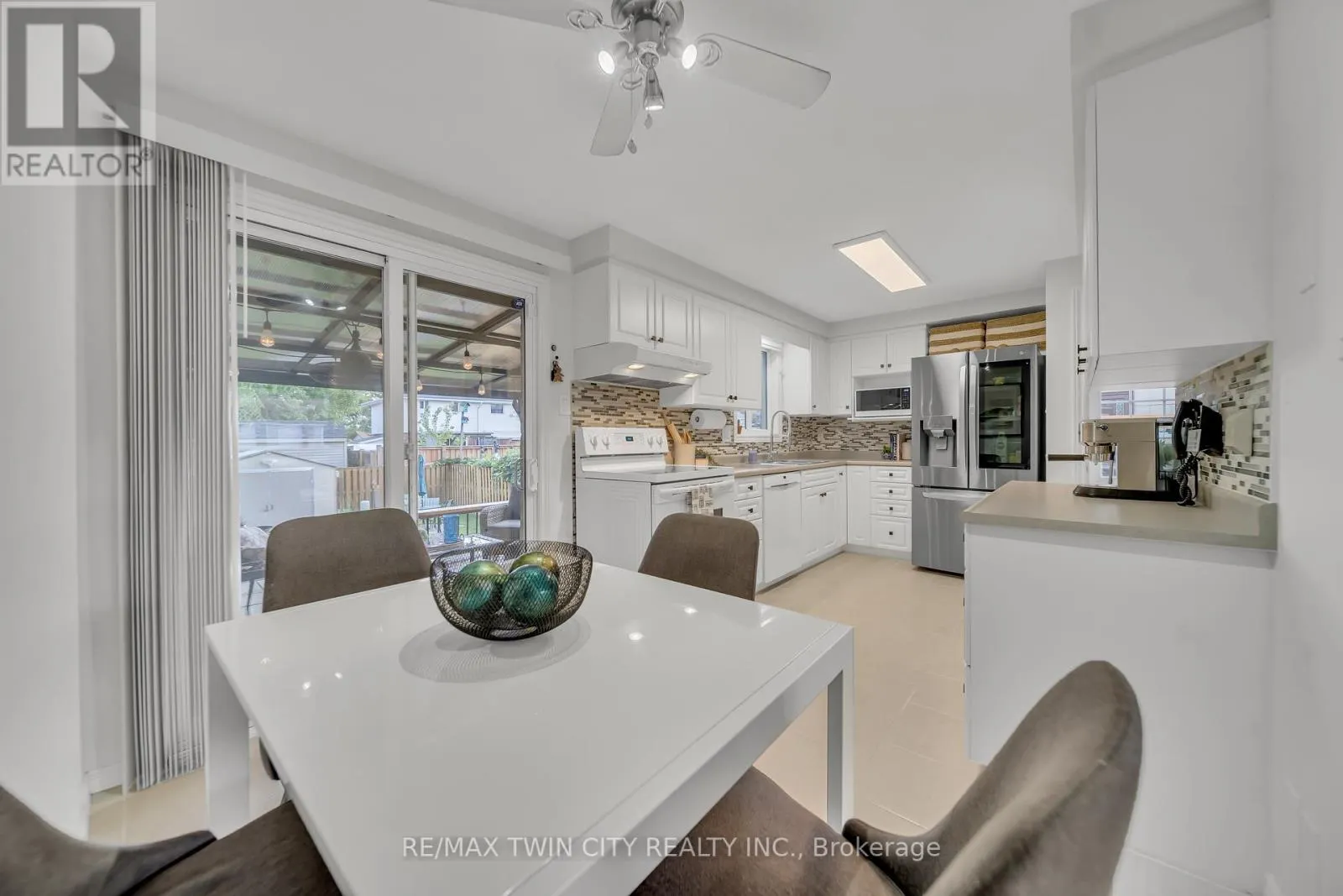 477 STRASBURG ROAD