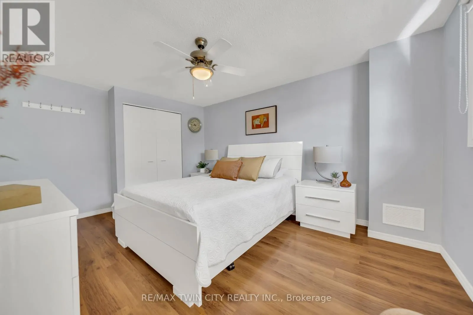 477 STRASBURG ROAD