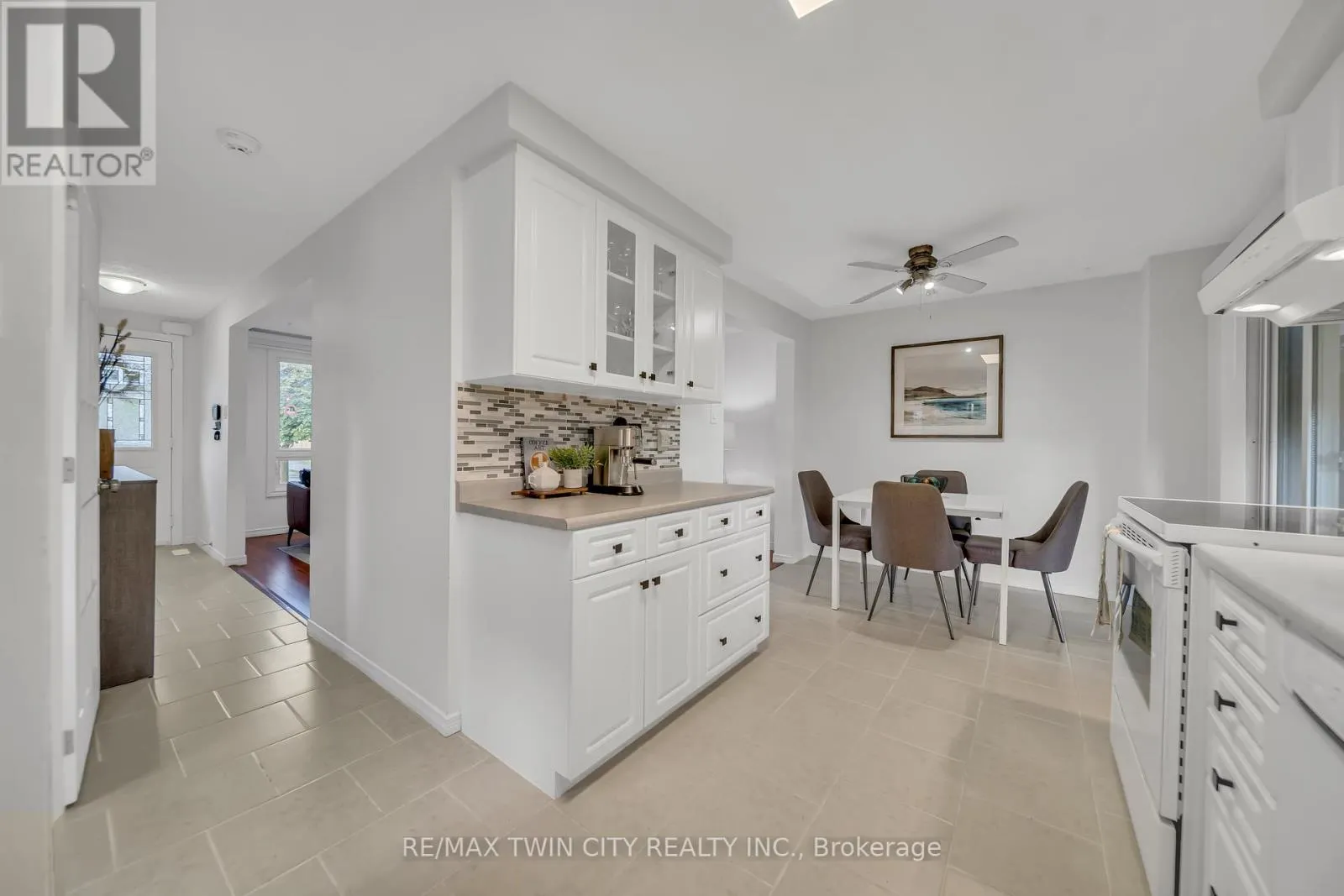 477 STRASBURG ROAD