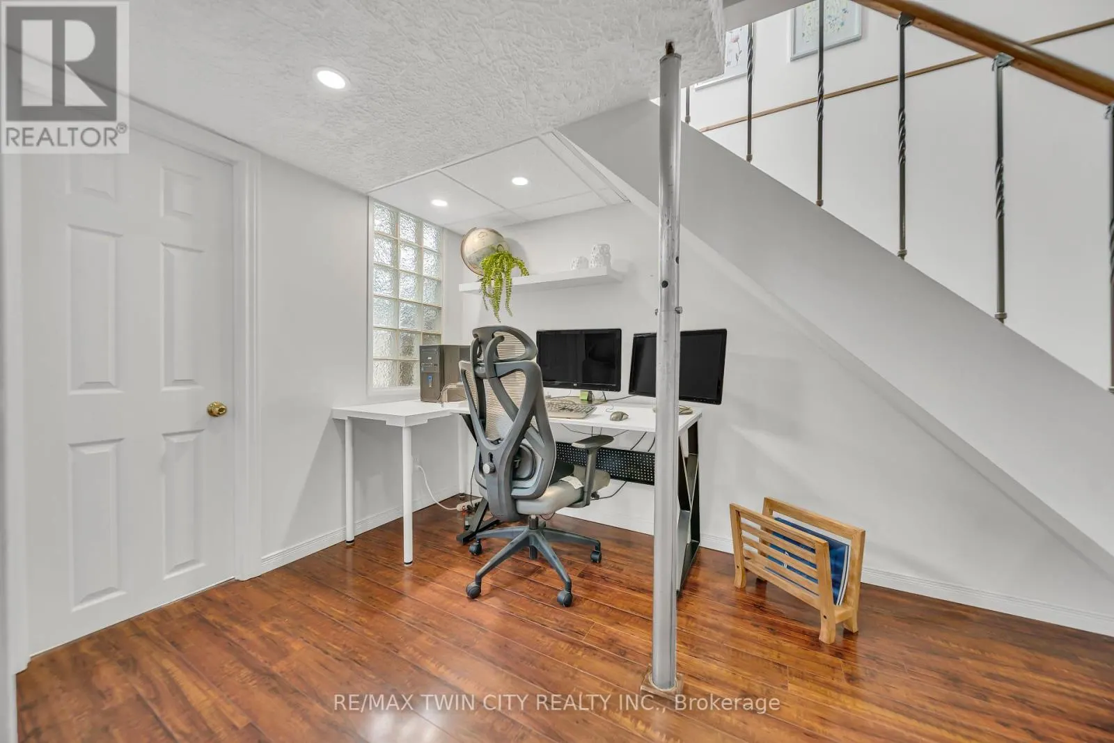 477 STRASBURG ROAD