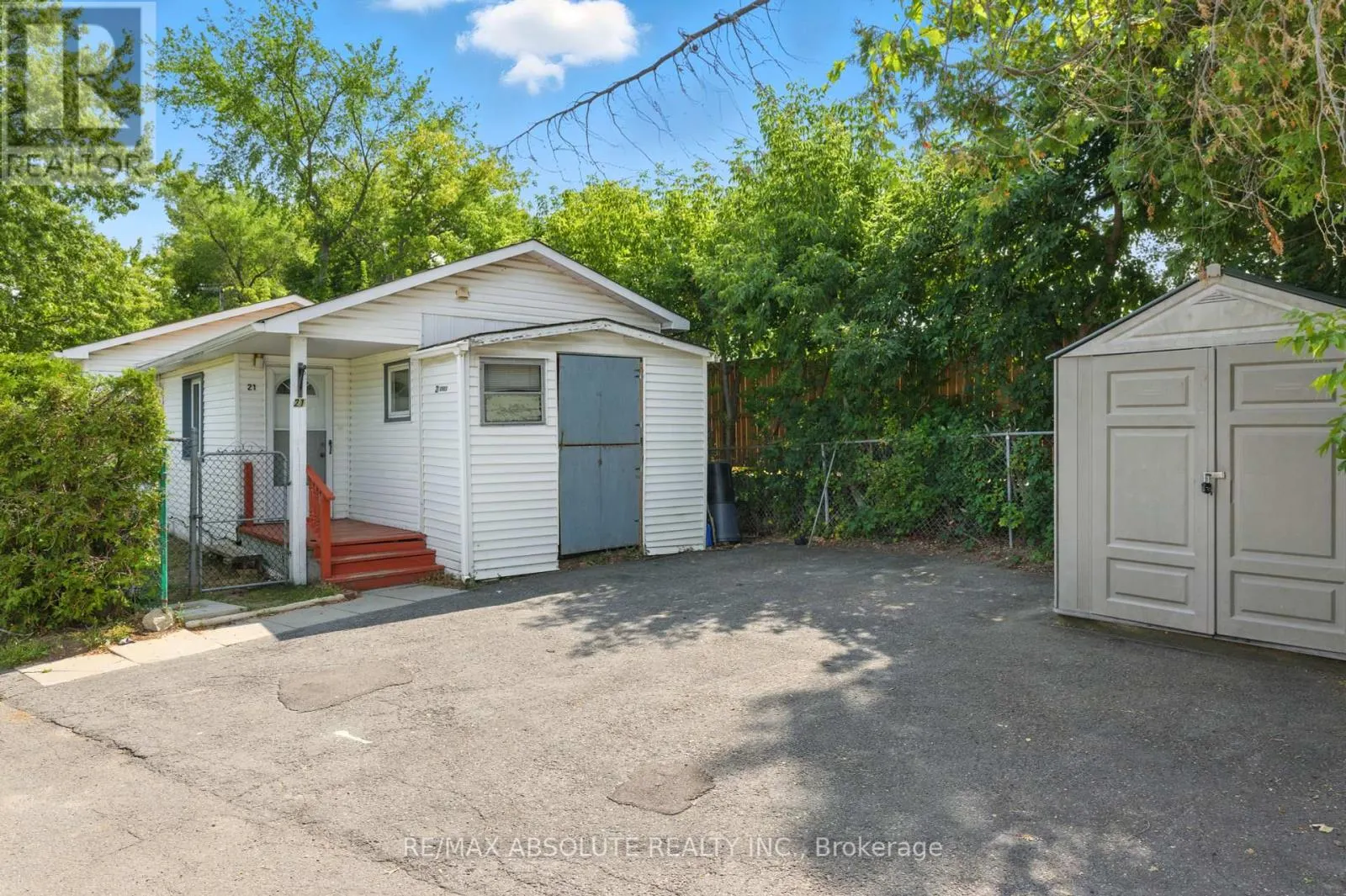 21 BONNER STREET
