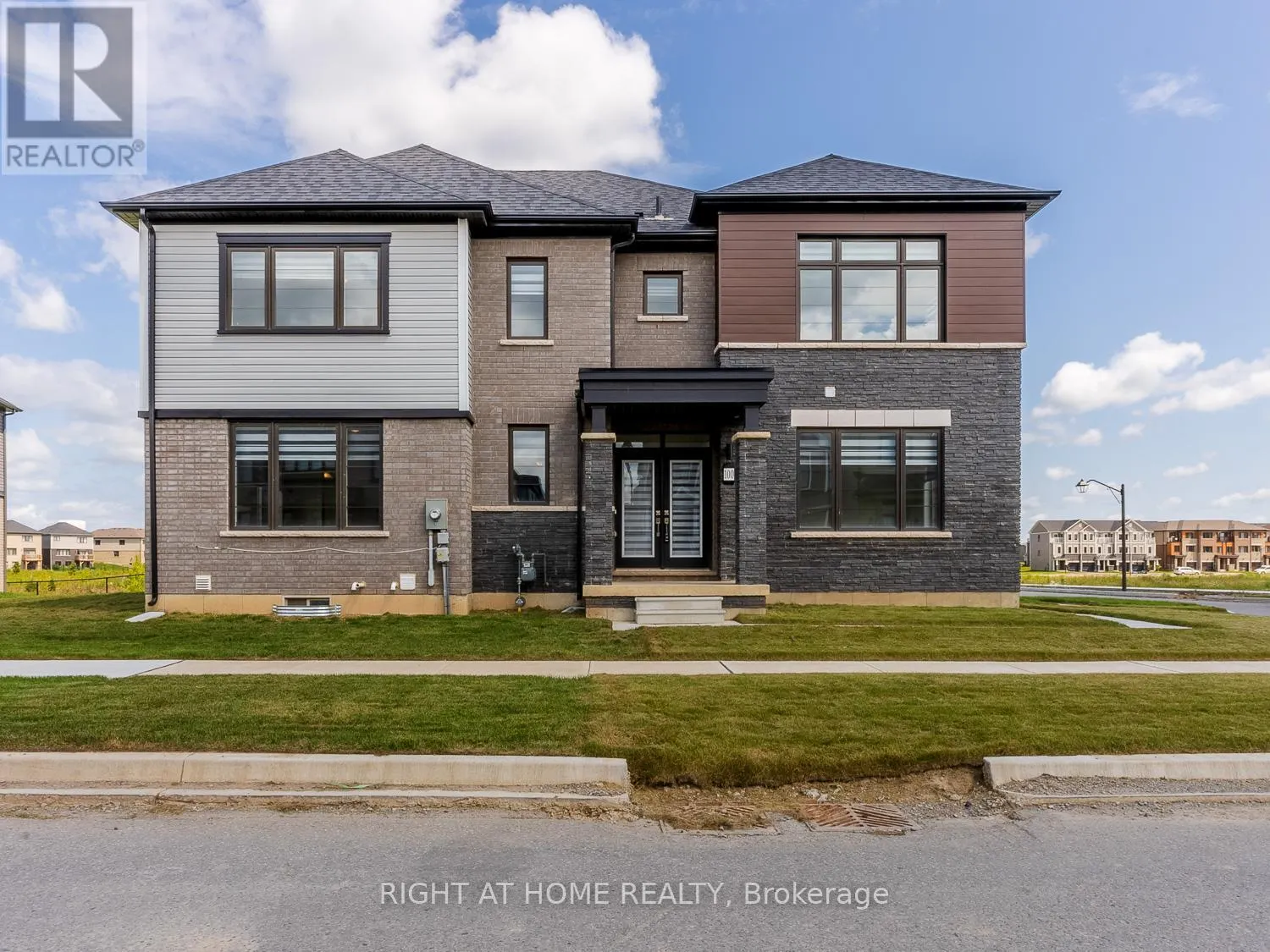 100 BELLHOUSE AVENUE