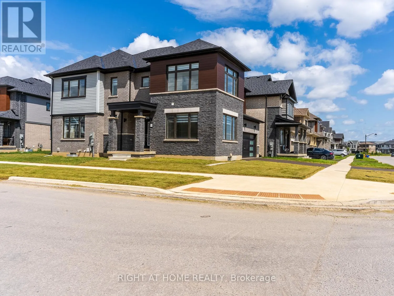 100 BELLHOUSE AVENUE