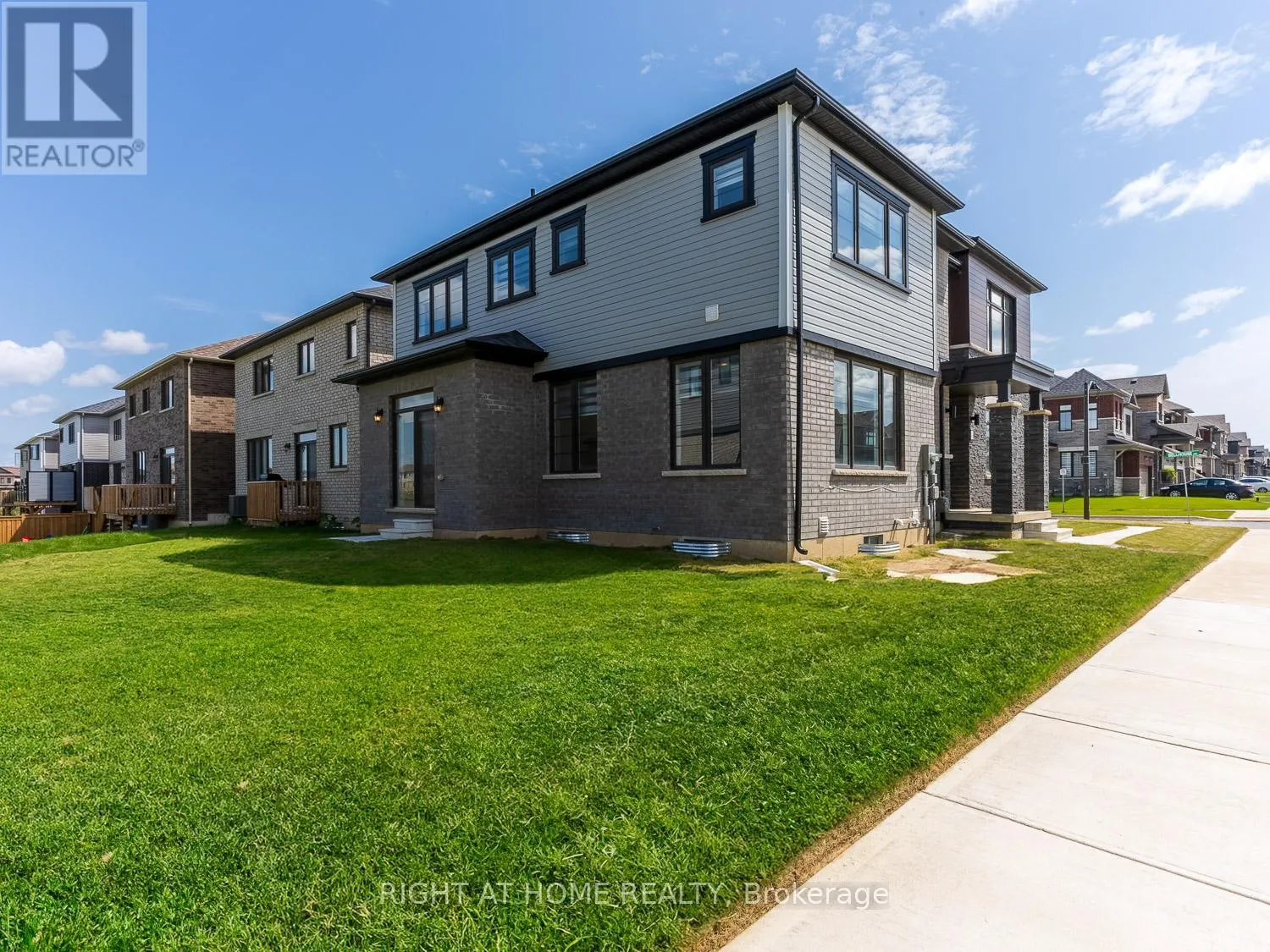 100 BELLHOUSE AVENUE