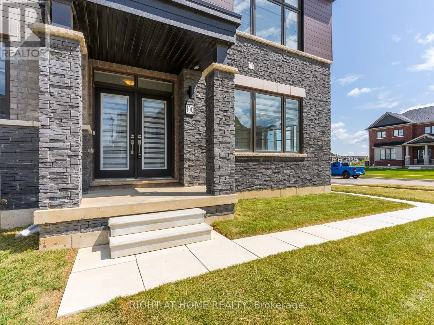 100 BELLHOUSE AVENUE