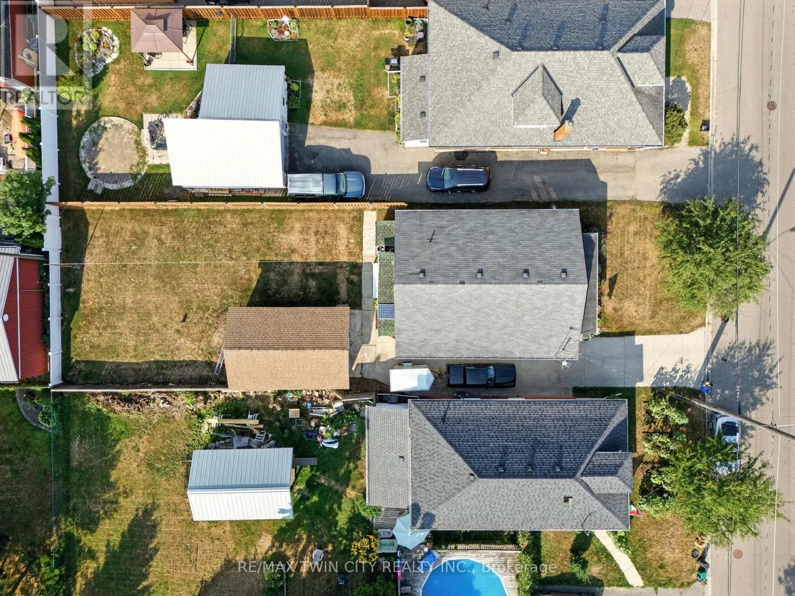 28 BALDWIN AVENUE