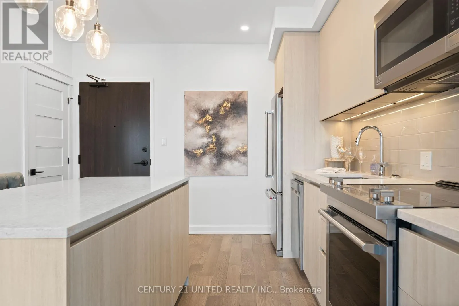 605 - 195 HUNTER STREET E, #605