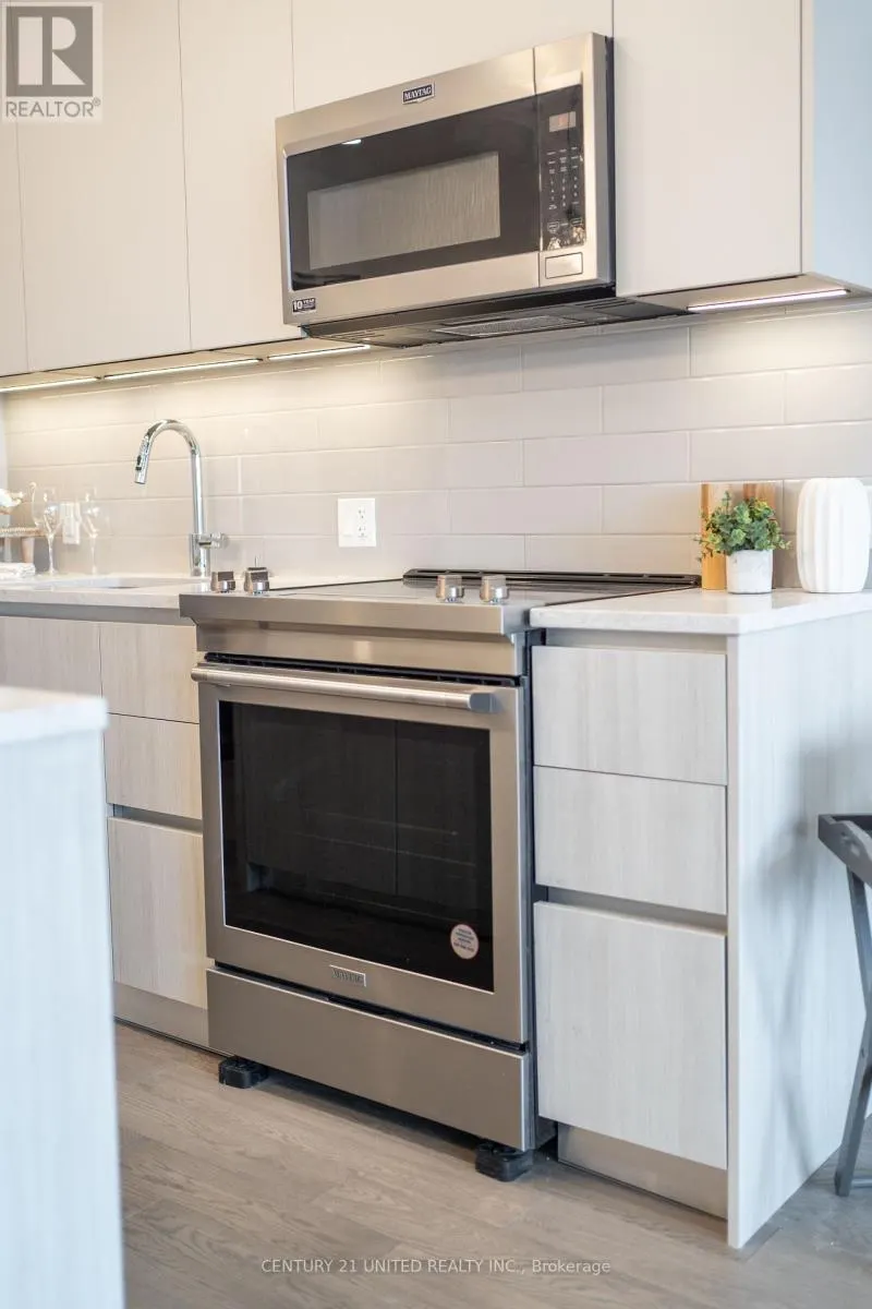 605 - 195 HUNTER STREET E, #605