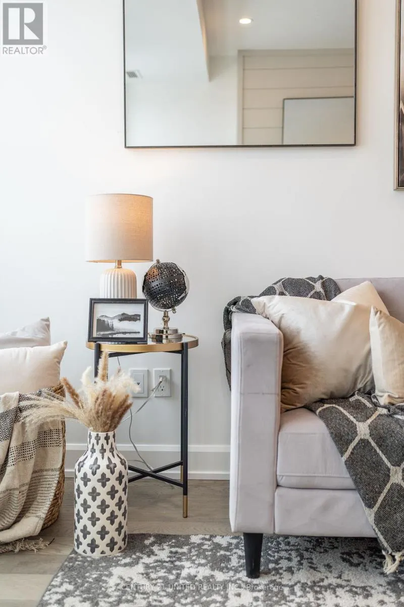 605 - 195 HUNTER STREET E, #605