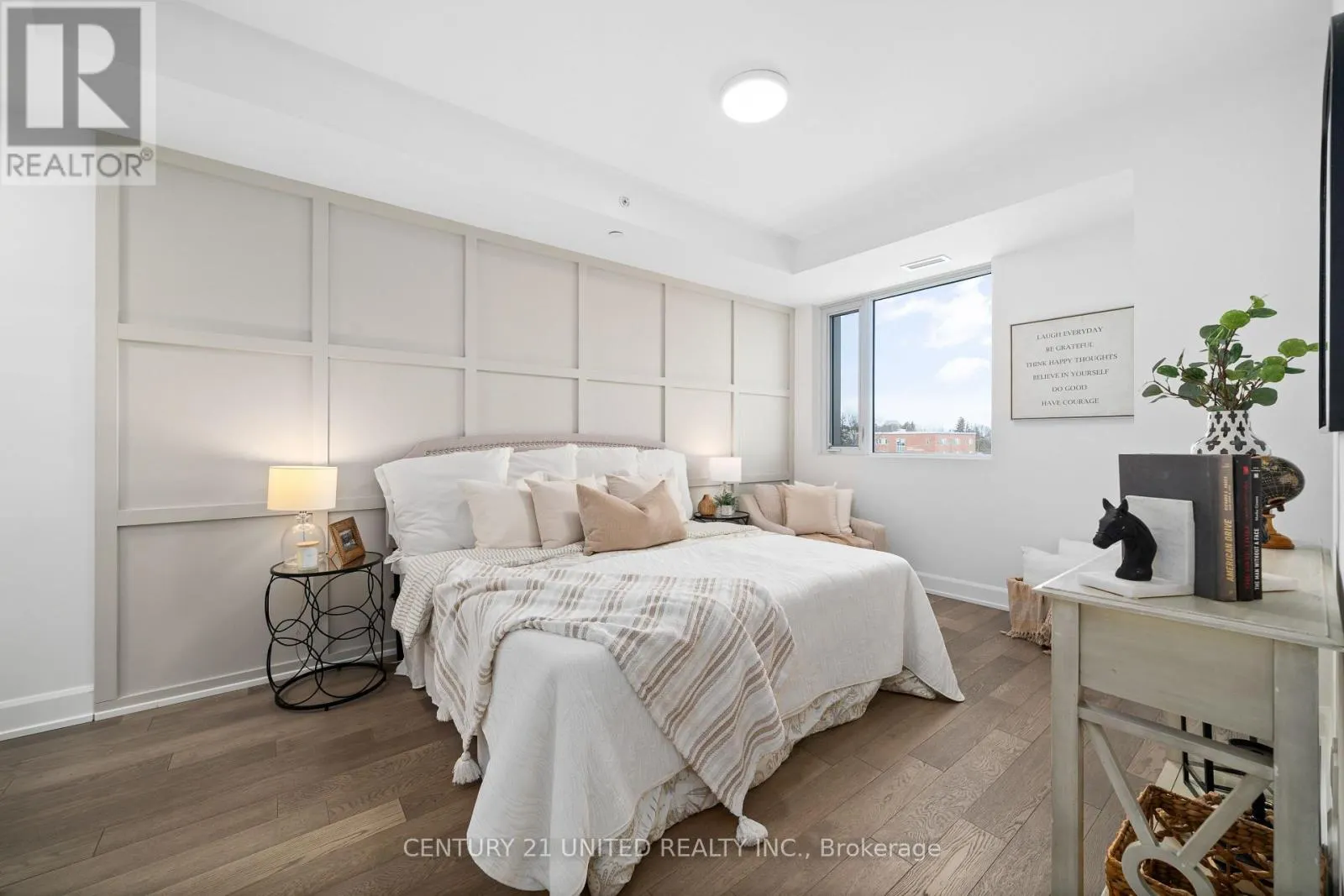 605 - 195 HUNTER STREET E, #605
