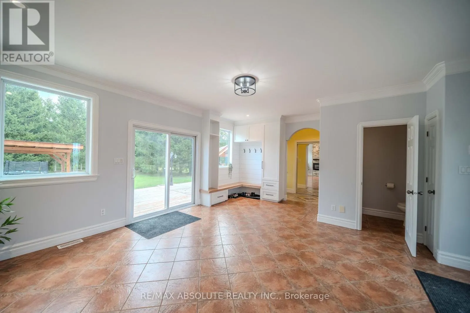 735 ST THOMAS ROAD