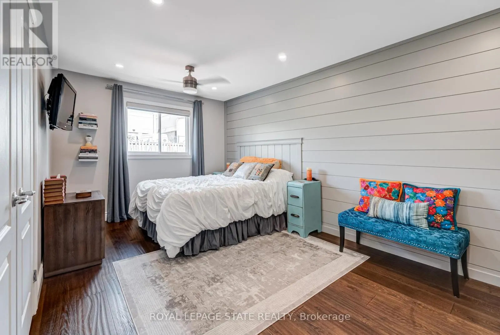 1105 HARROGATE DRIVE