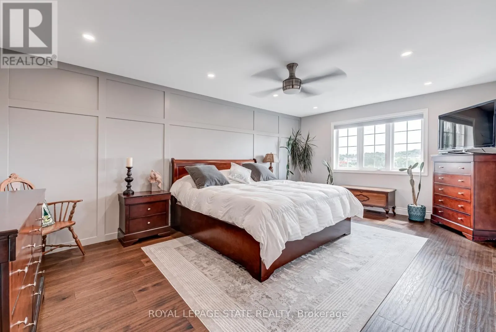 1105 HARROGATE DRIVE