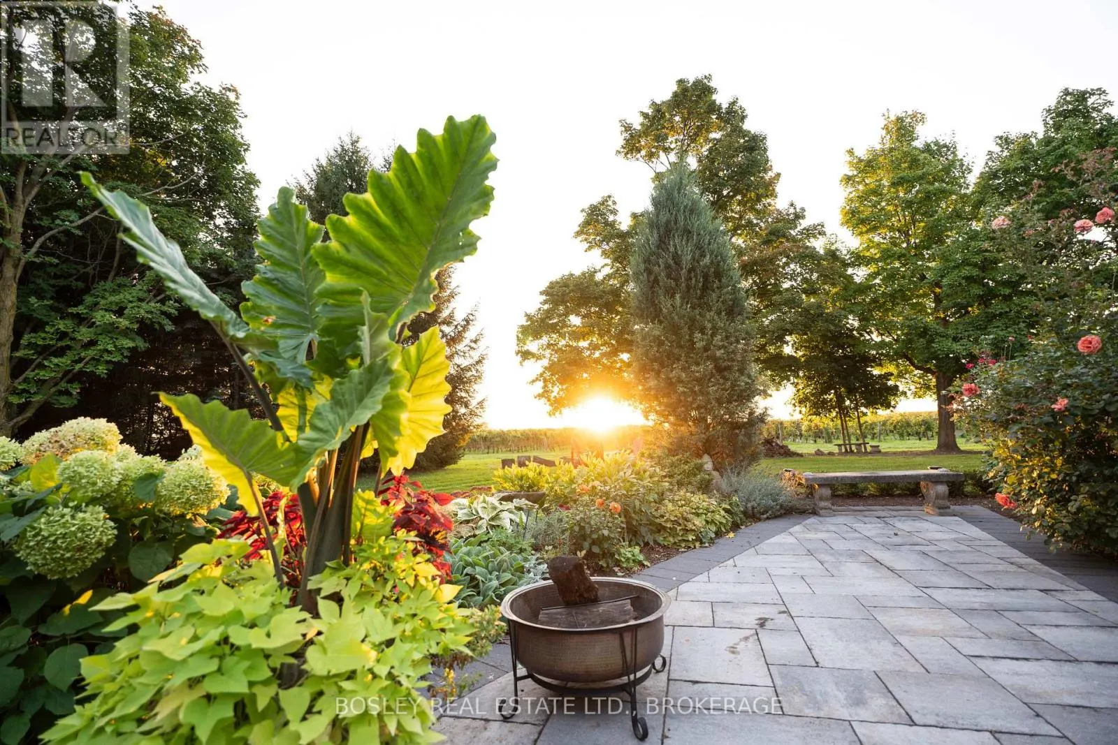 14796 NIAGARA RIVER PARKWAY