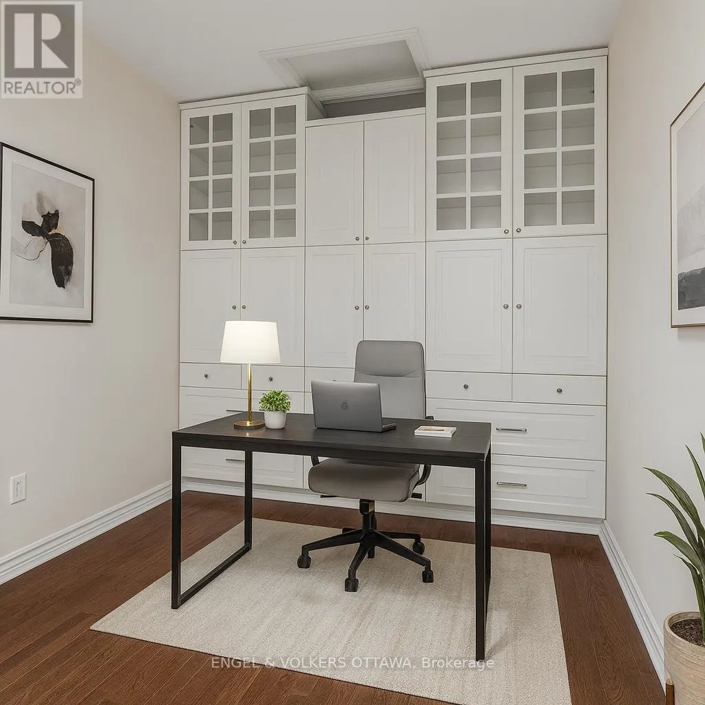 302 - 180 GUELPH PRIVATE