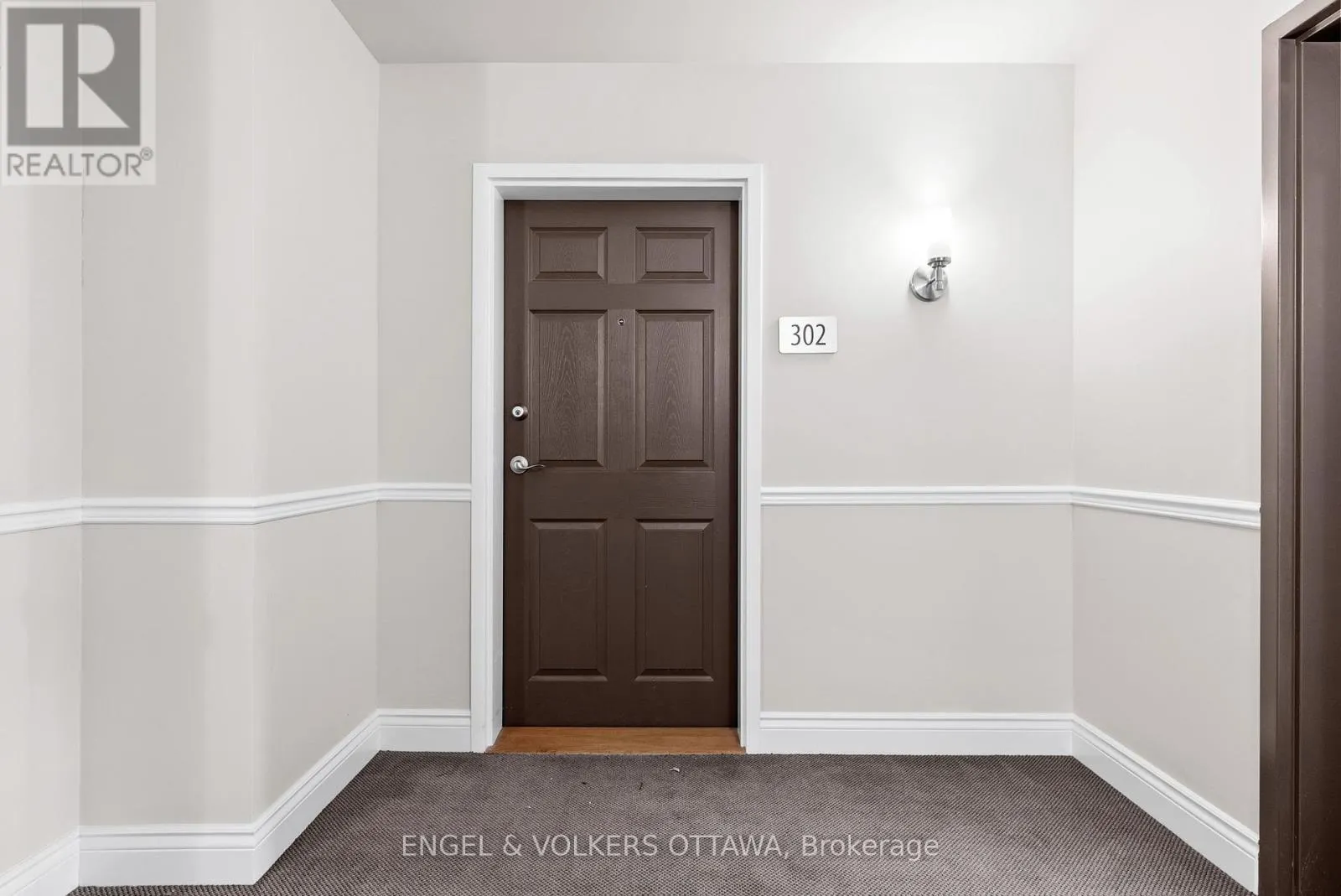 302 - 180 GUELPH PRIVATE