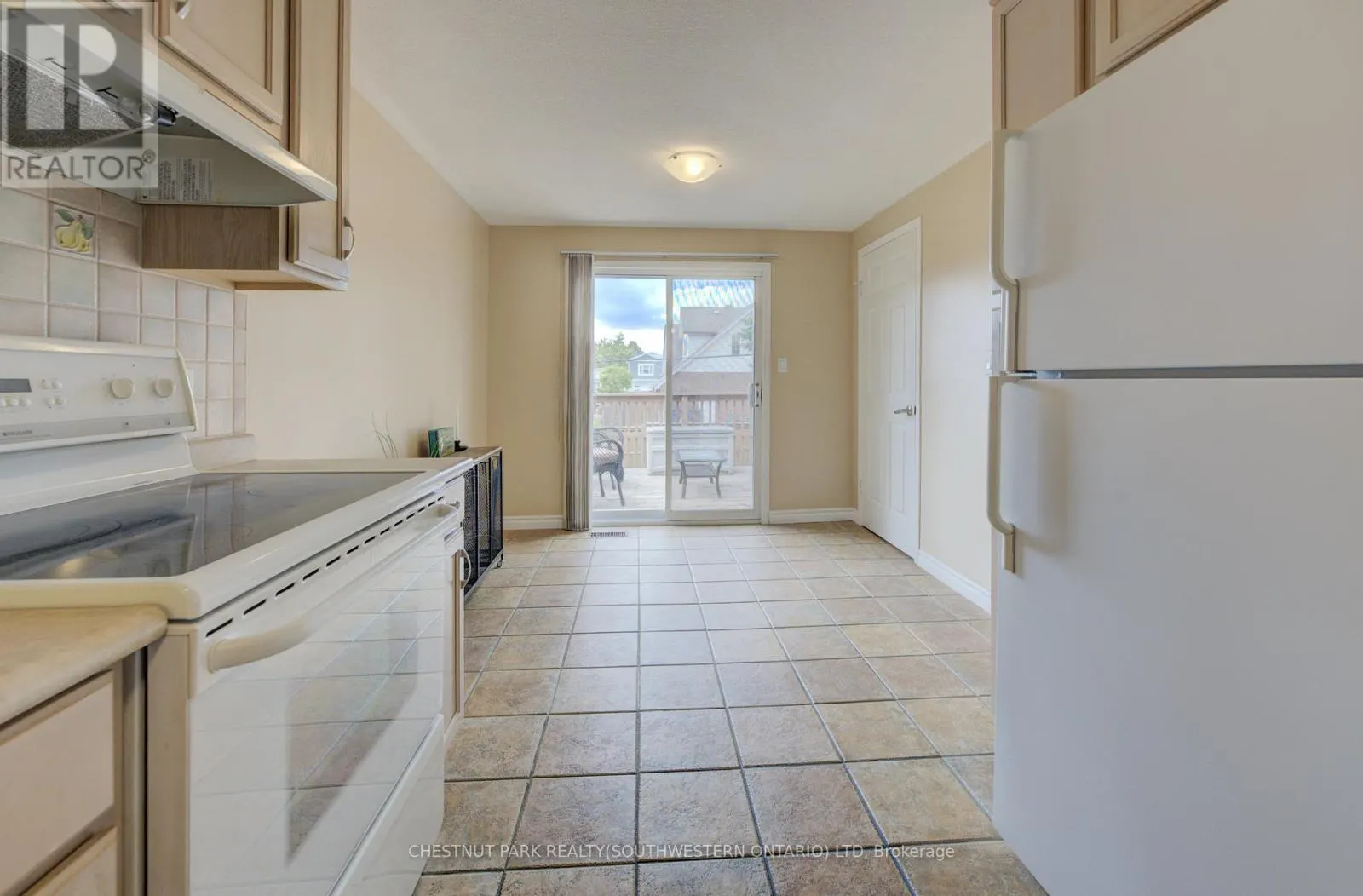 34 4TH AVENUE