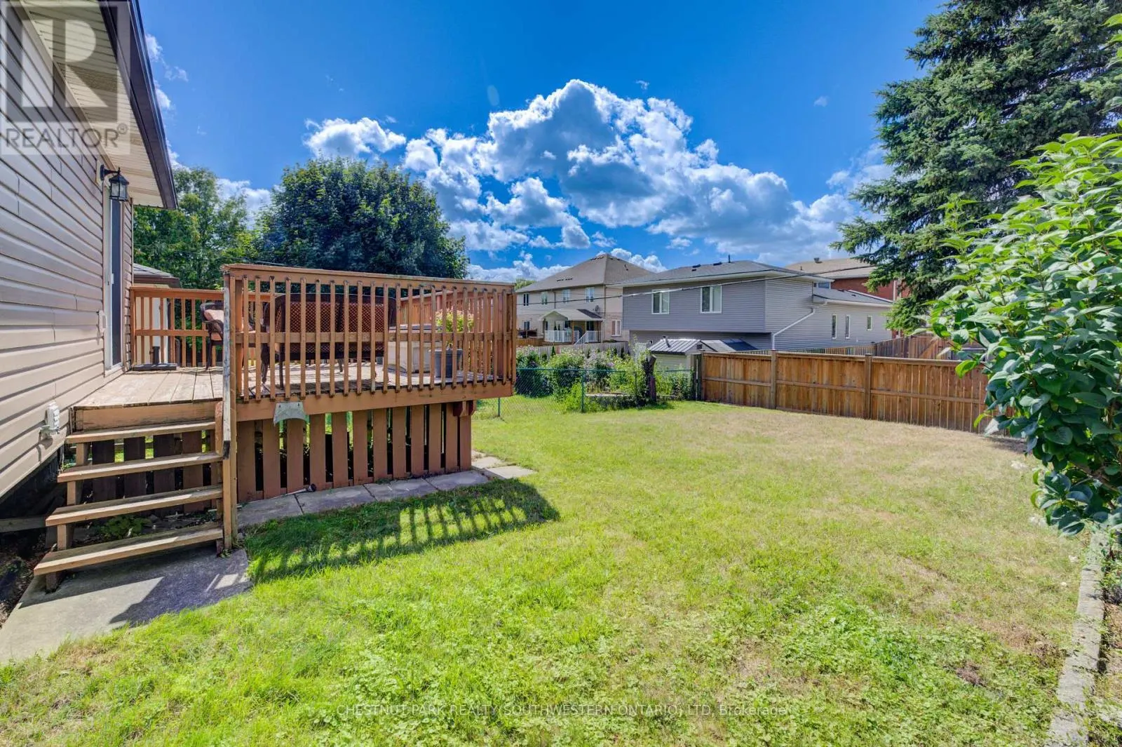 34 4TH AVENUE