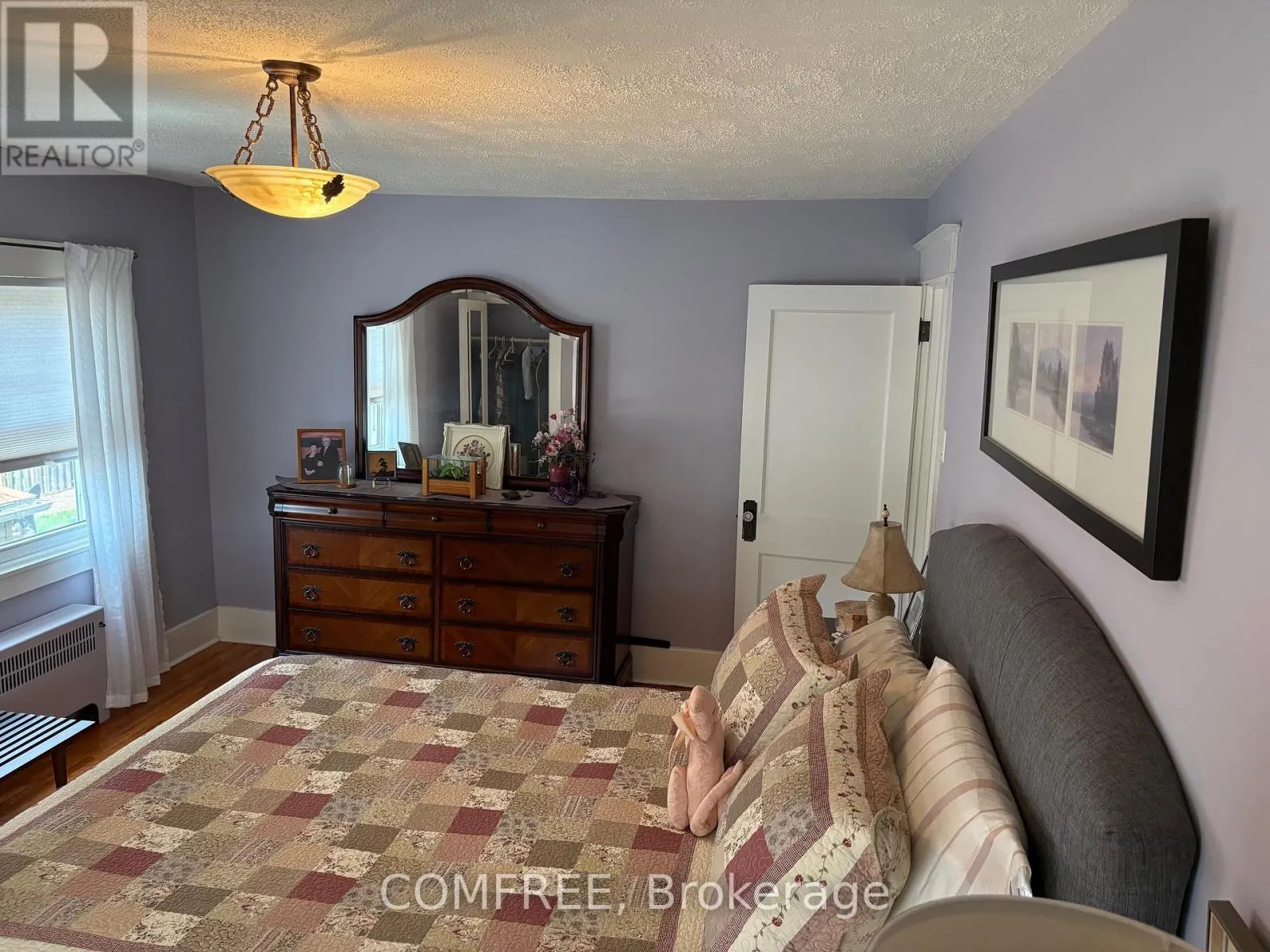 15 LAIRD AVENUE N