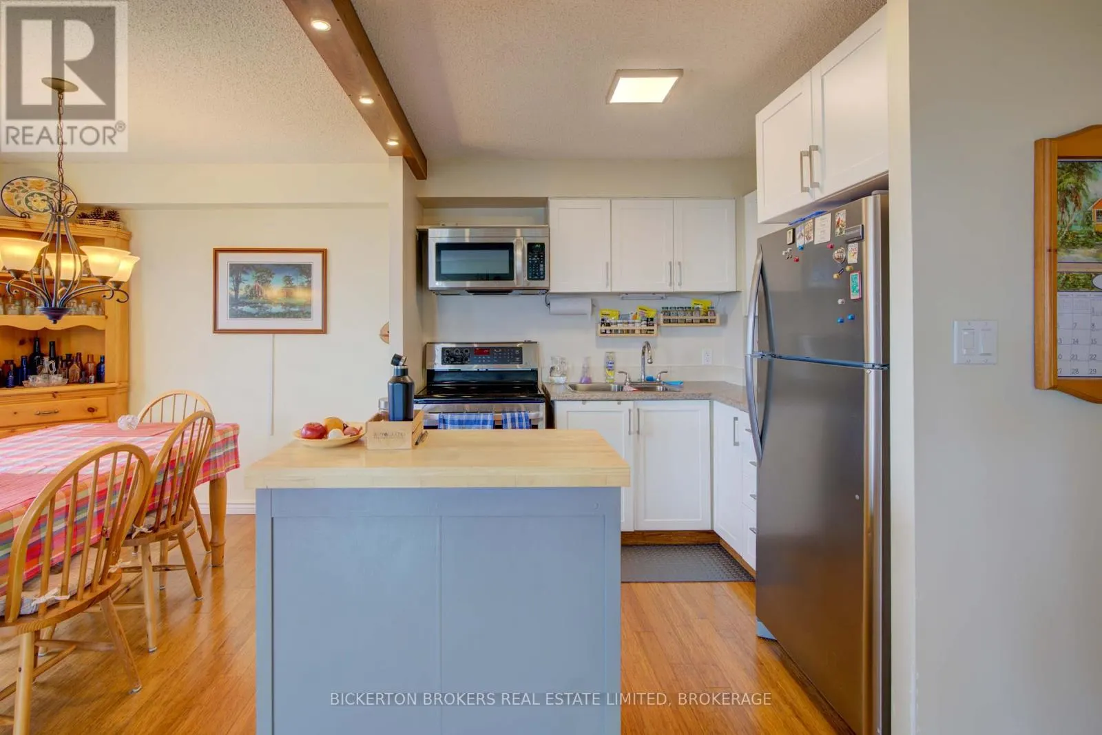 602 - 120 BARRETT COURT, #602