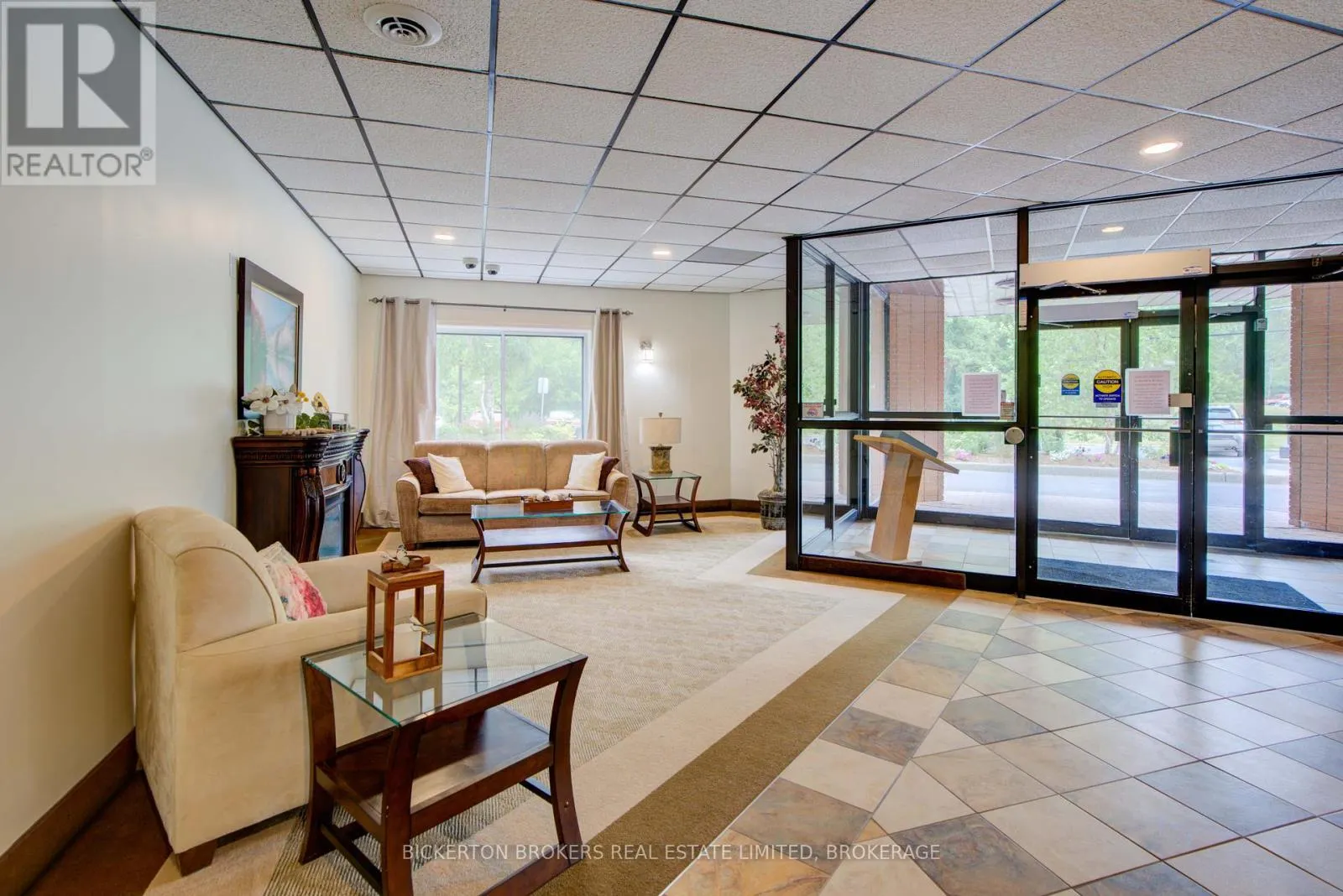 602 - 120 BARRETT COURT, #602