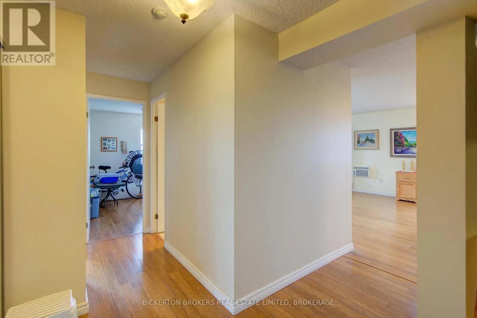 602 - 120 BARRETT COURT, #602