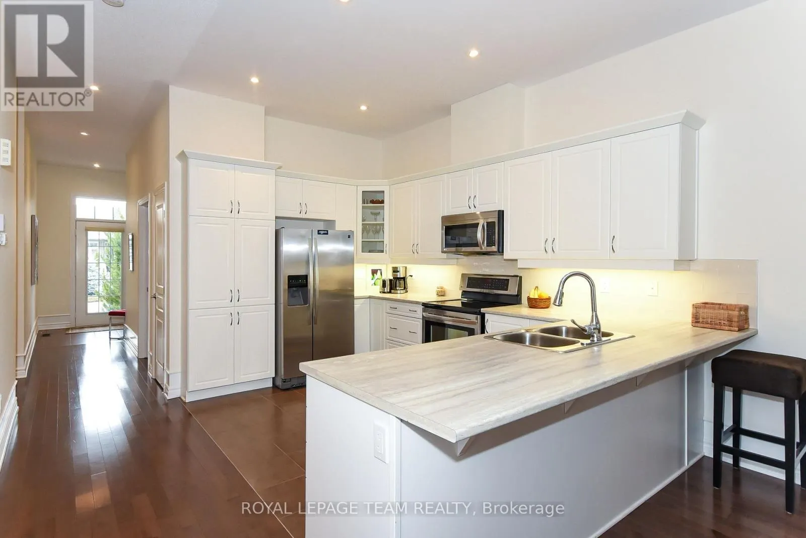 181 OXFORD STREET W
