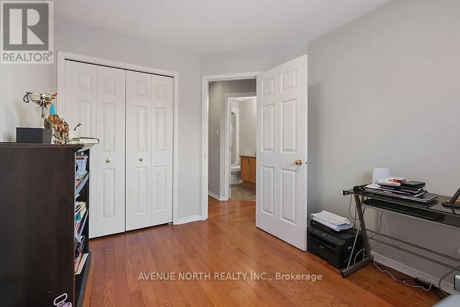 59 SPLINTER CRESCENT