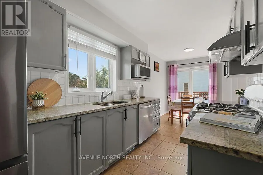 59 SPLINTER CRESCENT