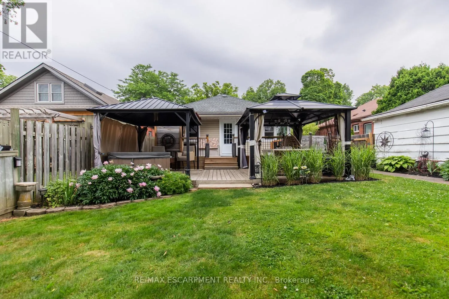163 CAMPBELL STREET