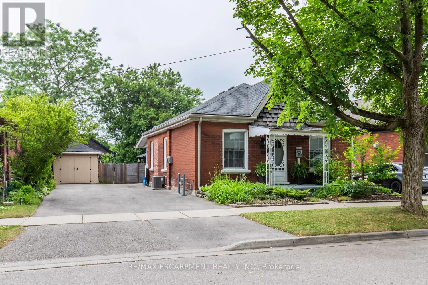 163 CAMPBELL STREET