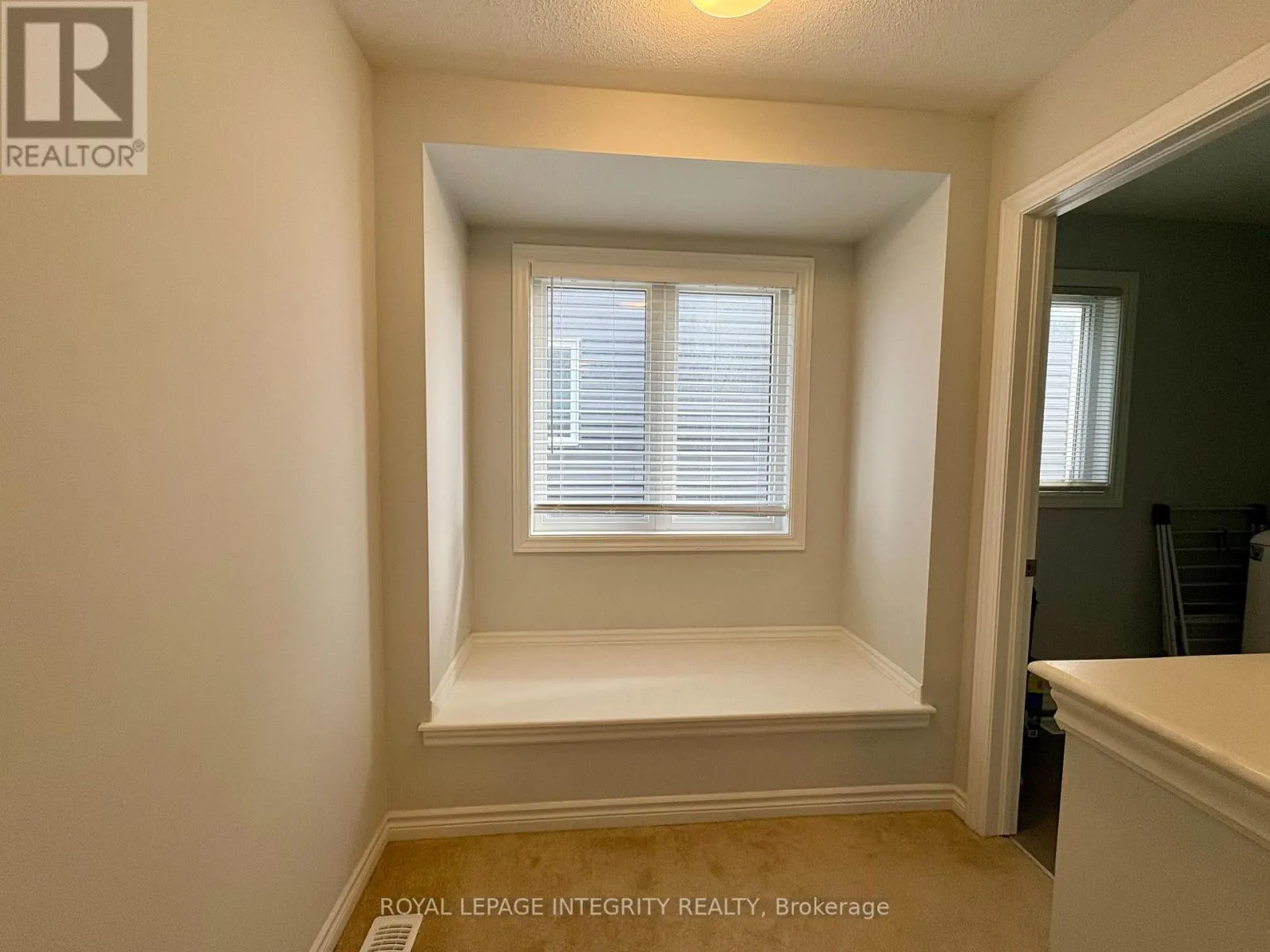 124 UNITY PLACE