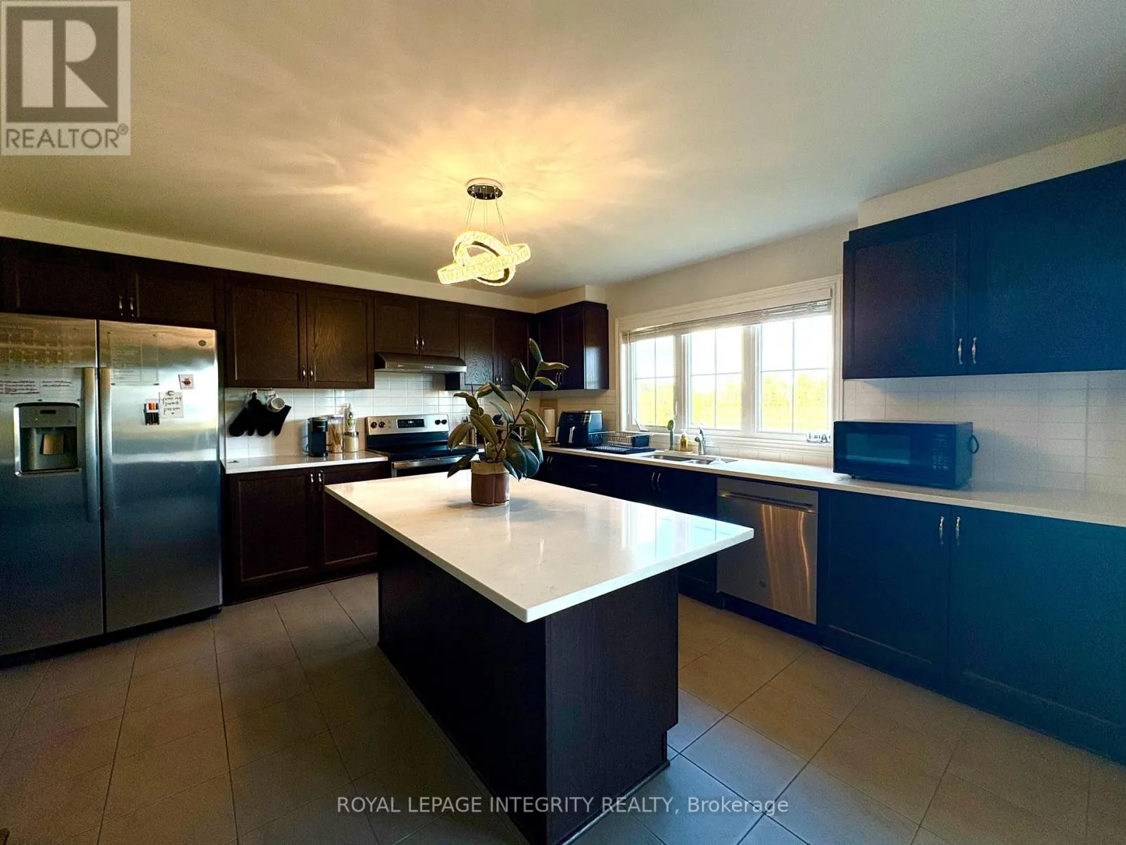 124 UNITY PLACE