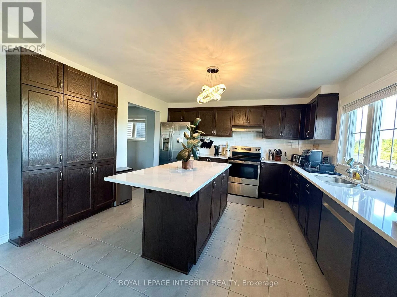 124 UNITY PLACE