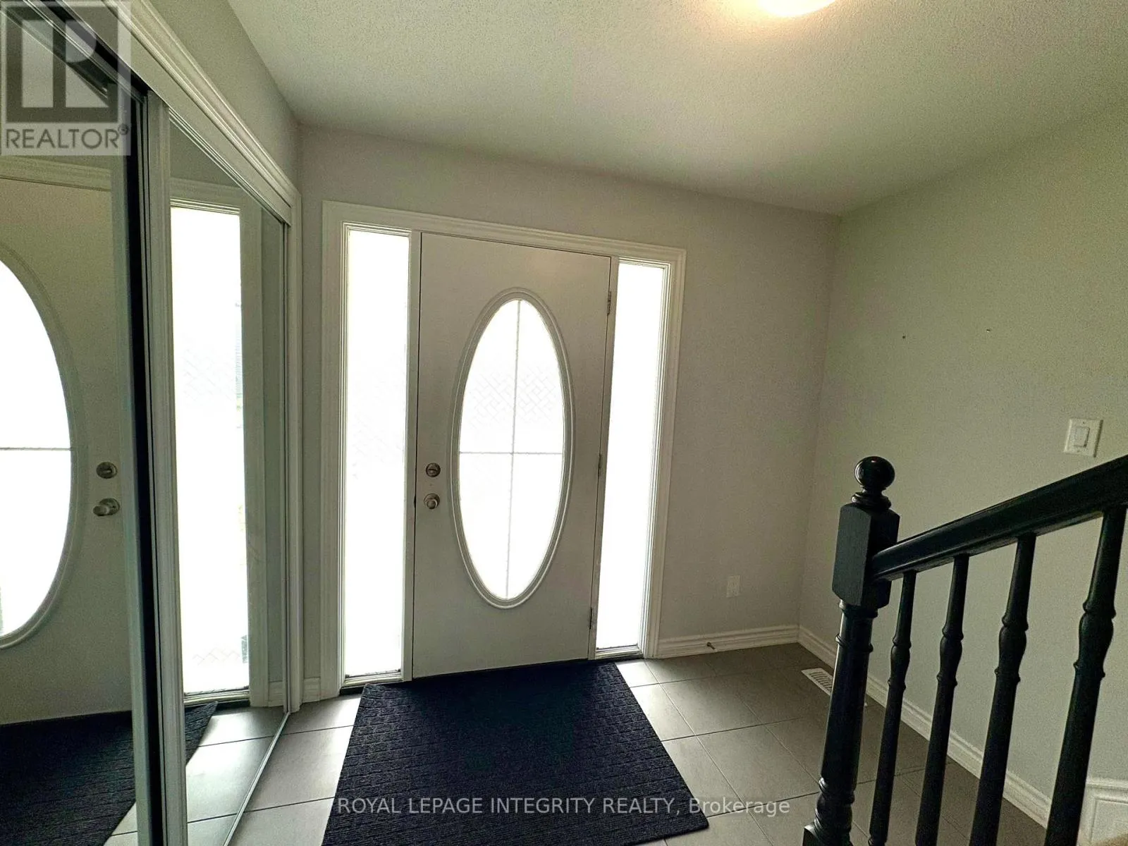 124 UNITY PLACE