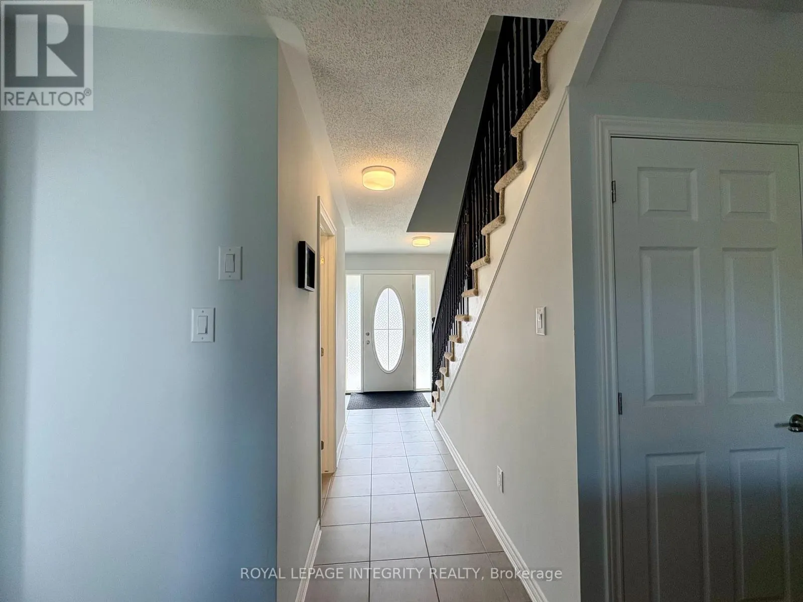 124 UNITY PLACE