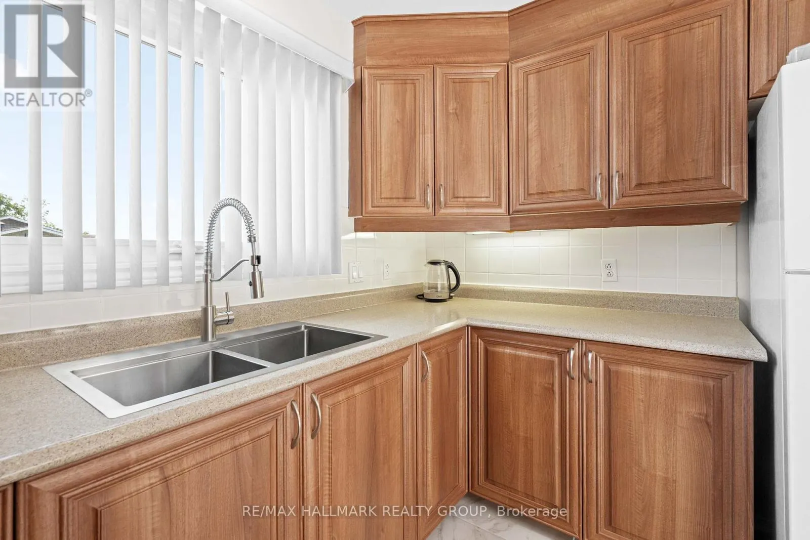 840 DU GOLF ROAD
