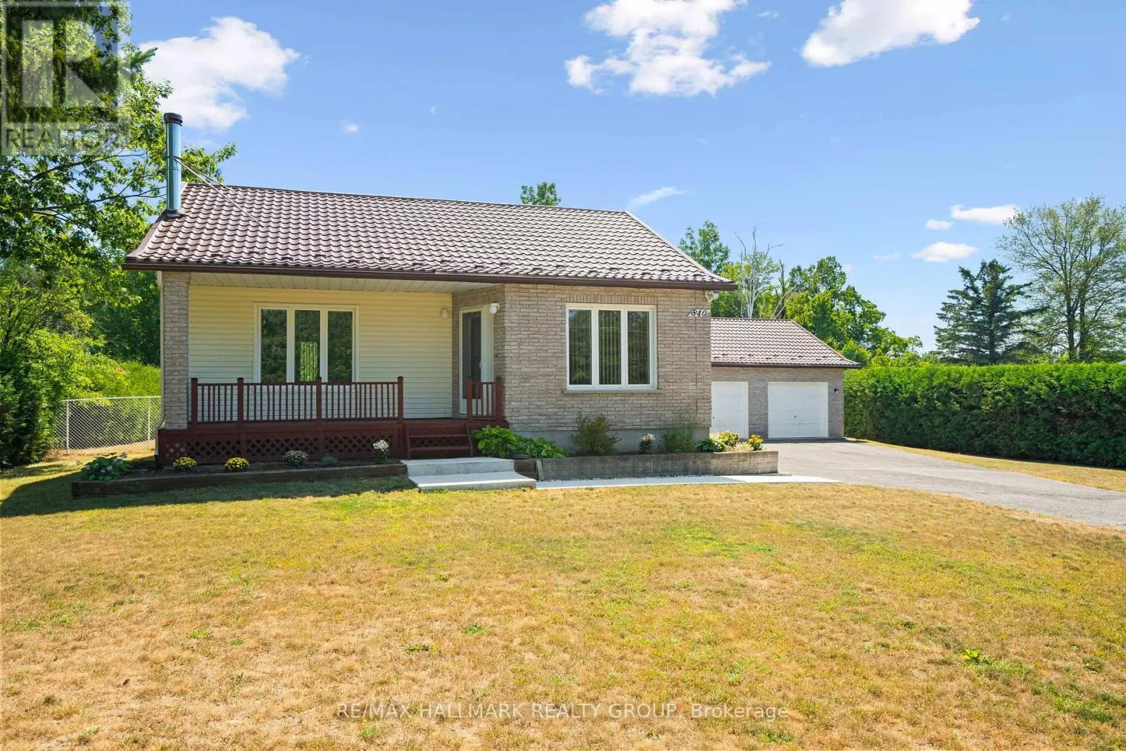 840 DU GOLF ROAD