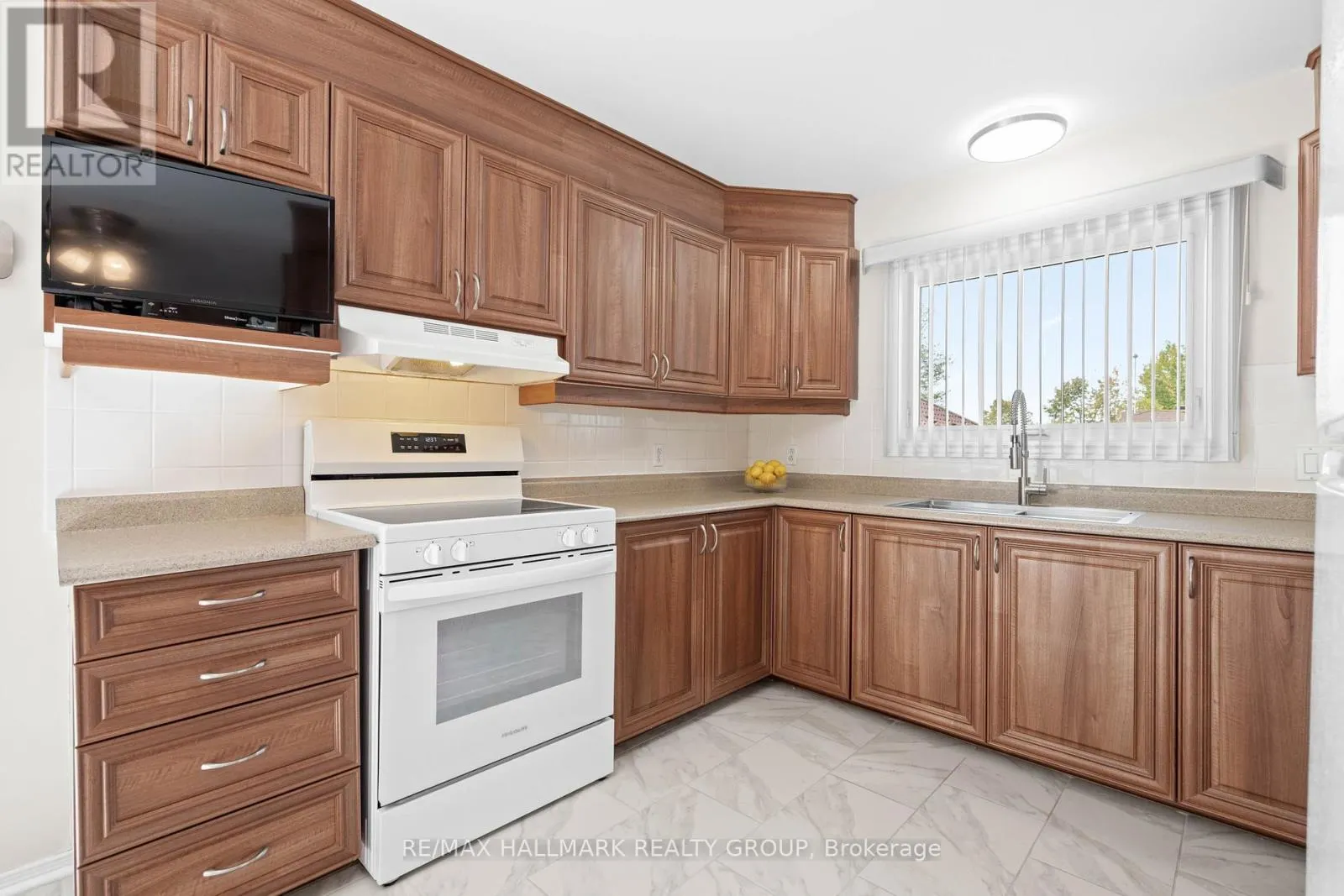 840 DU GOLF ROAD