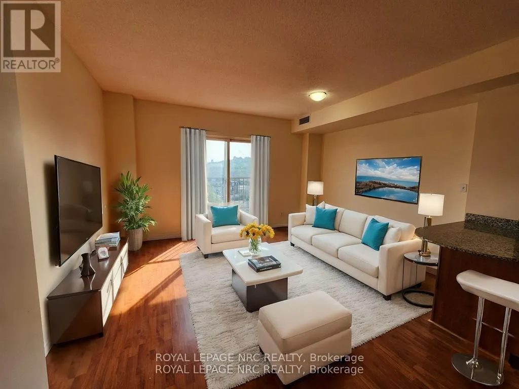812 - 135 JAMES STREET S, #812