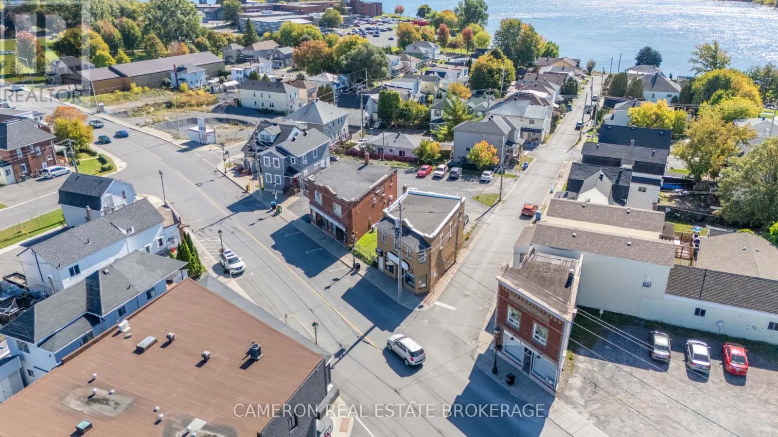 601-603 MONTREAL ROAD