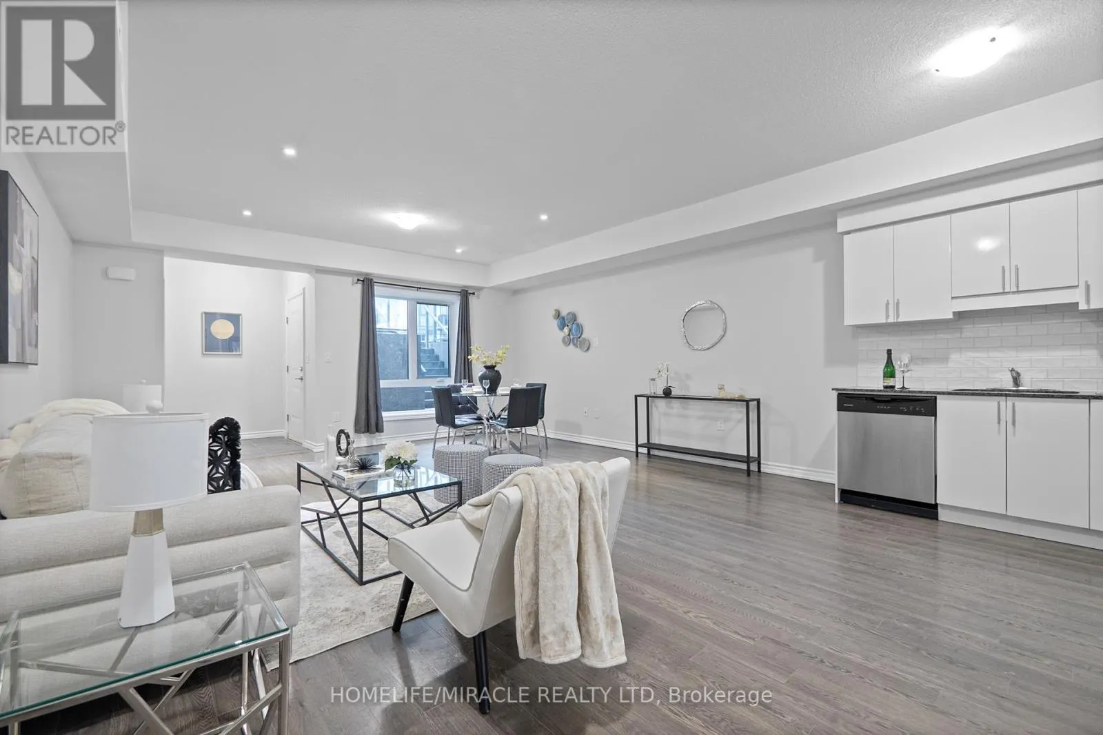 5B - 1430 HIGHLAND ROAD W