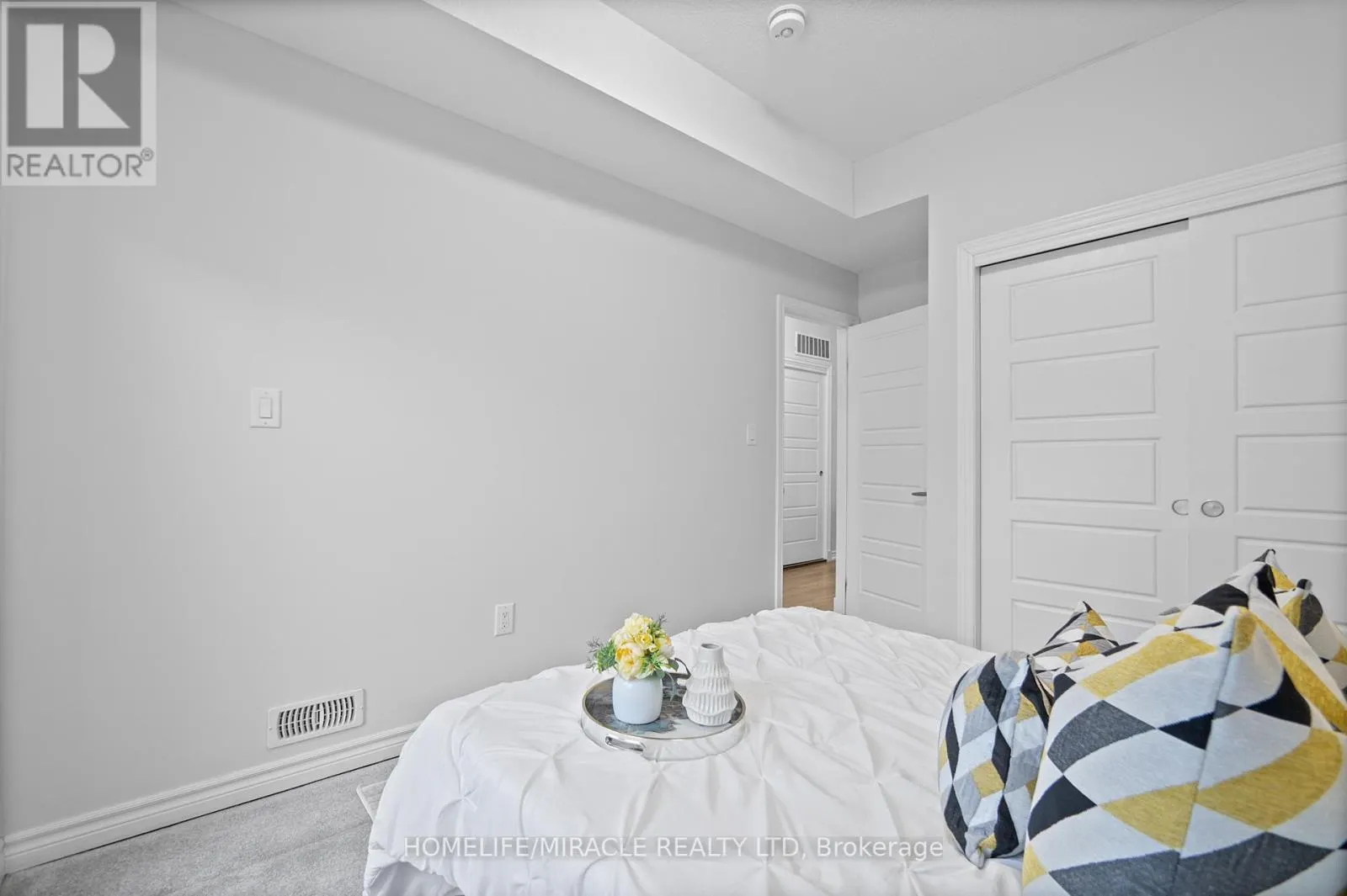 5B - 1430 HIGHLAND ROAD W