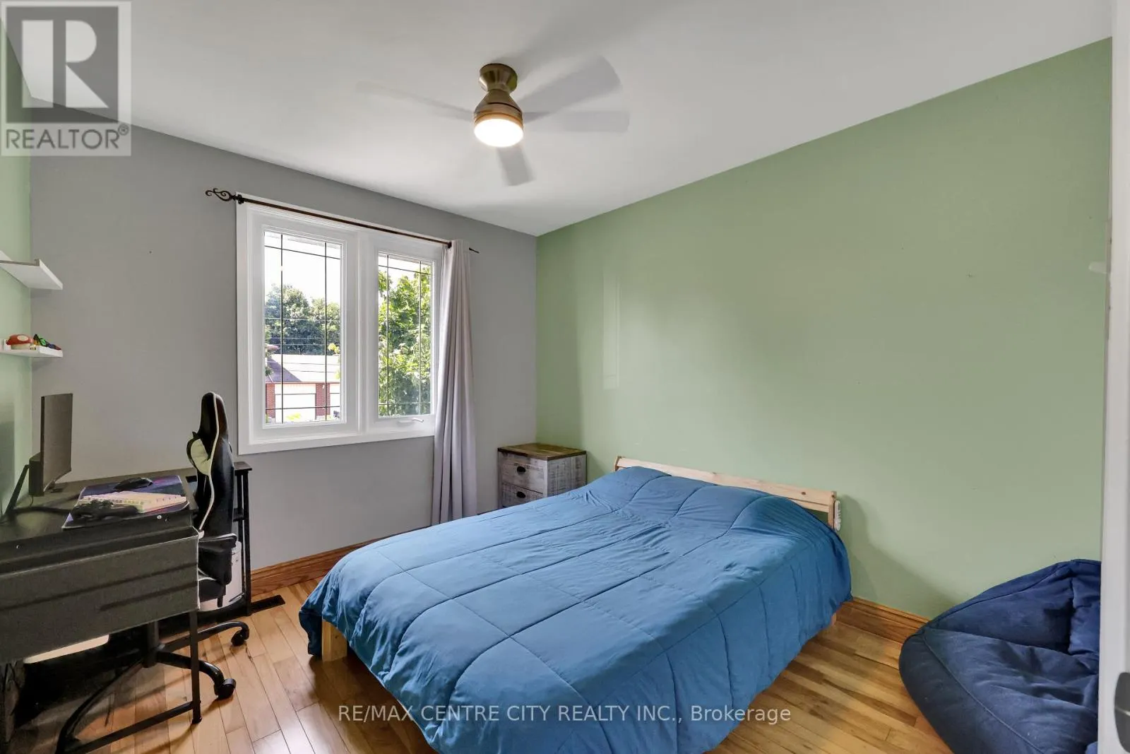 141 ST ANDREW STREET E