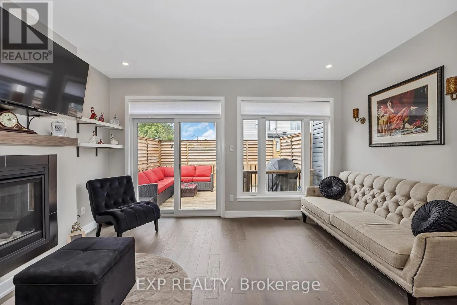 201 OSTERLEY WAY